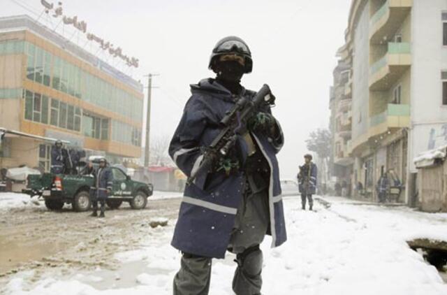 Afganistano policininkas apsvaigino ir nušovė 17 kolegų