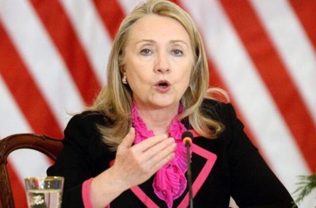 Hilari Klinton už kalbėjimą gaus 200 tūkst. dolerių per valandą