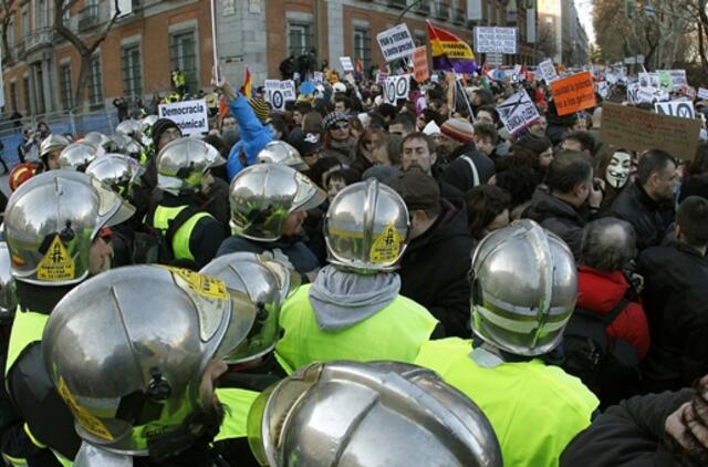 Ispanijoje - masiniai protestai prieš taupymo priemones