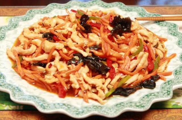 Japonijos restorane lankytojai baudžiami už nesuvalgytą patiekalą