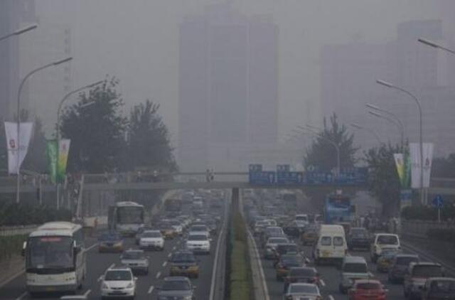 Kinija su smogu žada kovoti drausdama lauko kepsnines
