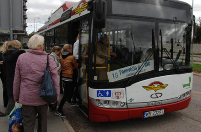 Nauji autobusai džiugins tik pusę keleivių