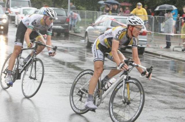 Prancūzijoje pavogti Ramūno Navardausko ir jo komandos draugų dviračiai