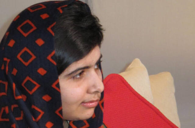 Talibų pašauta mergaitė pirmą kartą pasirodė vaizdo įraše