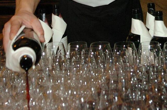 Degustuojant vyną Kembridžo universiteto garbę gynė ir lietuvė