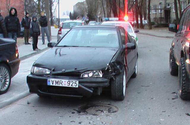 Girtas jaunuolis alkoholio parduotuvės nepasiekė