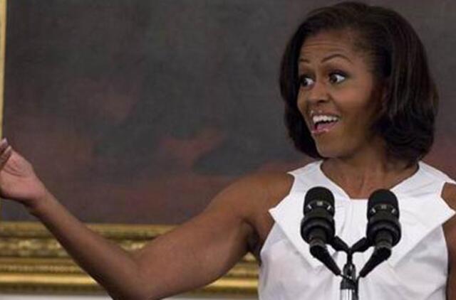 JAV pirmoji dama vėl papuošė mados žurnalo "Vogue" viršelį