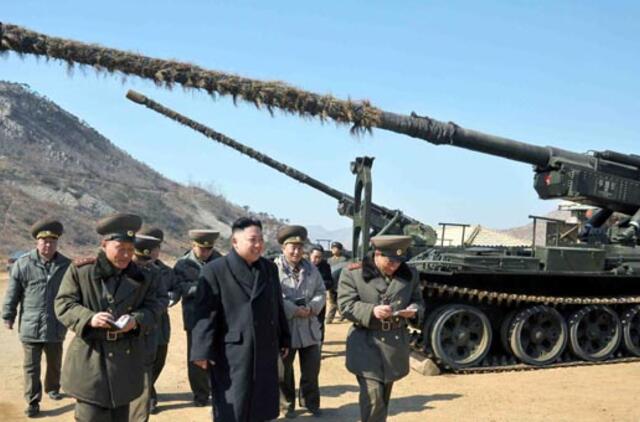 JAV: Šiaurės Korėjos branduolinės atakos grėsmė yra nedidelė