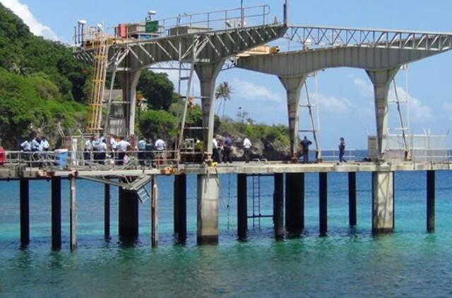 Netoli Australijos nuskendo laivas, kuriuo plaukė 95 nelegalūs migrantai