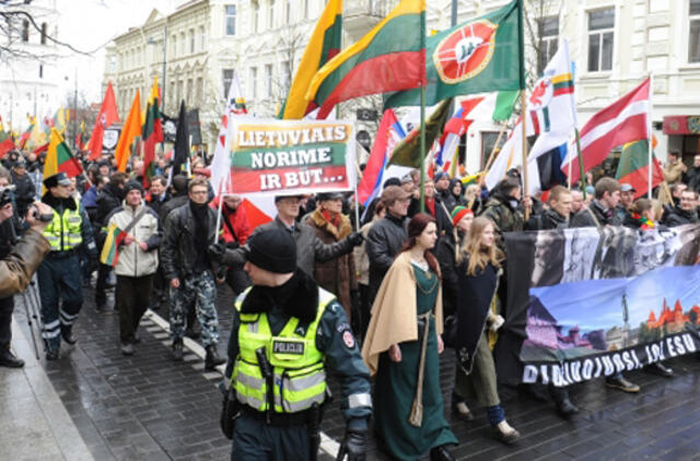 Patriotiškai nusiteikęs jaunimas Vilniuje ketina žygiuoti be leidimo