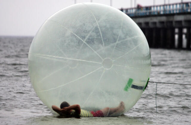 Siekiama, kad ne tik kurortai galėtų rinkti "pagalvės" mokestį