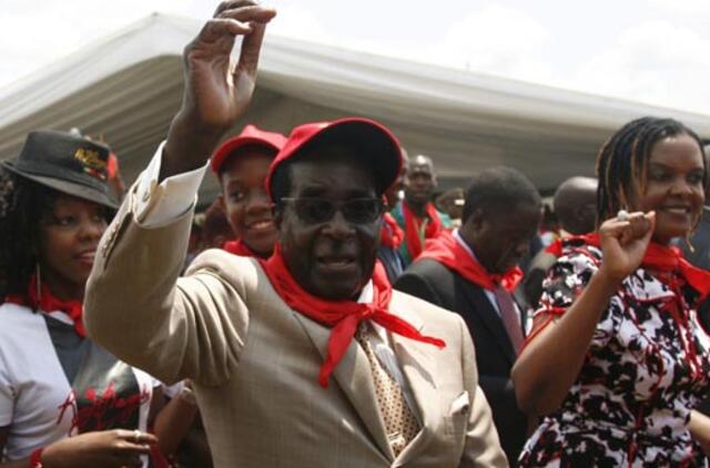 Zimbabvės prezidentas atšventė 89-ąjį gimtadienį už 600 tūkstančių dolerių