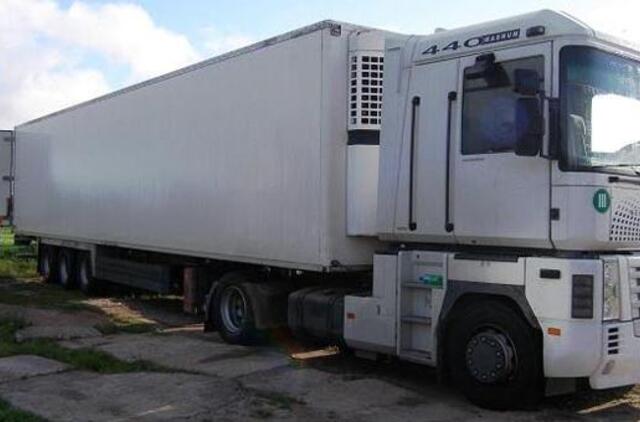 Cigarečių kontrabandininkai pasiųsti už grotų