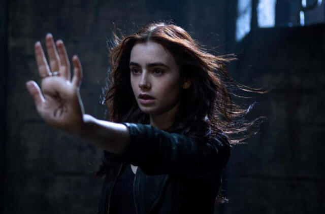 Mistiniame filme „Mirties įrankiai: Kaulų miestas“ – kova su demonais ir įtraukiantis prieblandos pasaulis