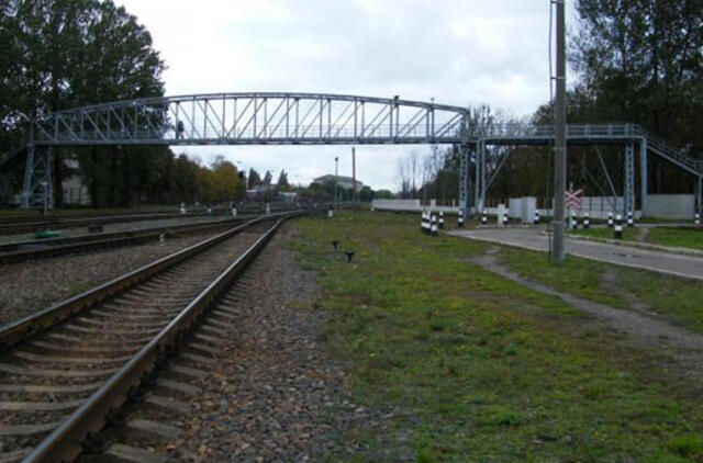 Šilutė nori atsiimti istorinį pėsčiųjų tiltą