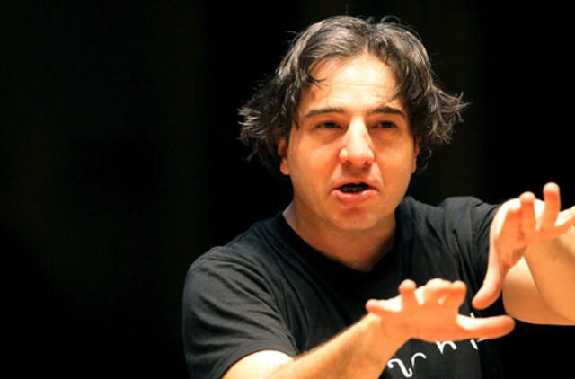 Turkijoje žymus pianistas nuteistas už islamo įžeidimą