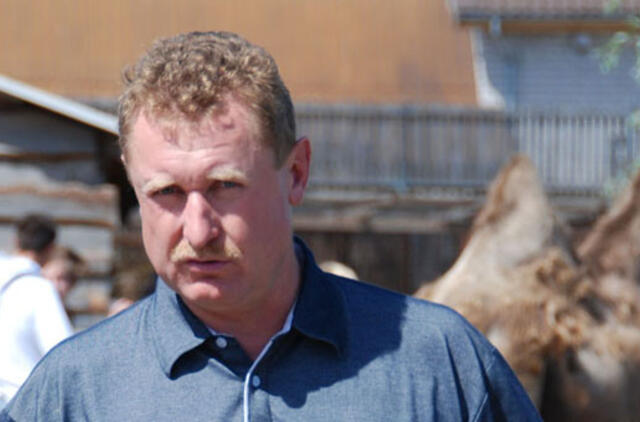 Zoologijos sode dirbama legaliai