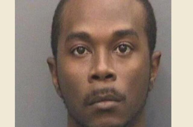 JAV: trejų metų berniukas nusišovė dėdės pistoletu