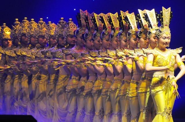 Klaipėdos publiką žavėjo Kinijos neįgaliųjų meno trupė