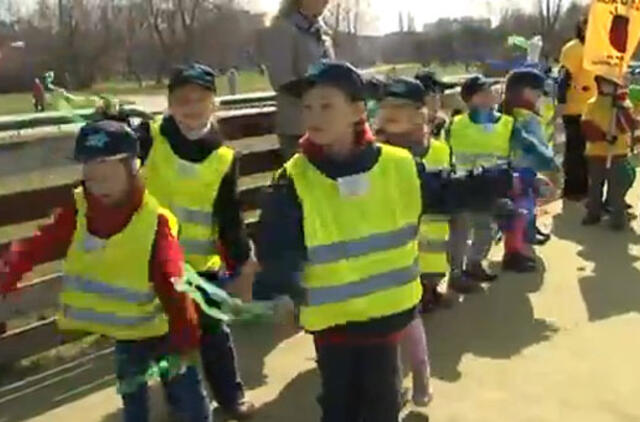 Judrų sveikinimą siunčia mažieji klaipėdiečiai