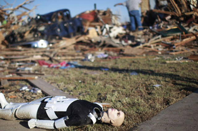 Oklahomoje siautėjusio tornado nuostoliai vertinami 2 mlrd. dolerių