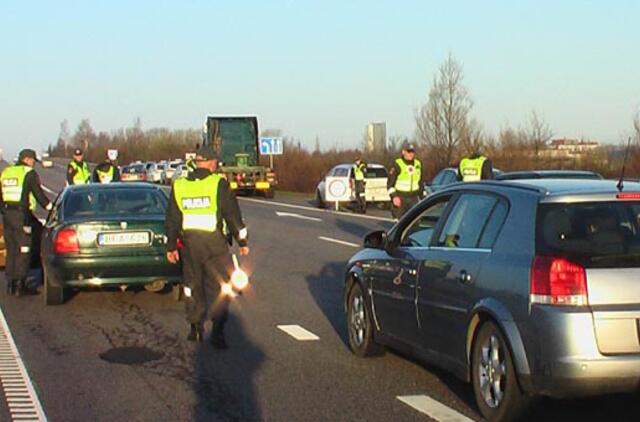 Policija užtvėrė pagrindinį įvažiavimą į Klaipėdą