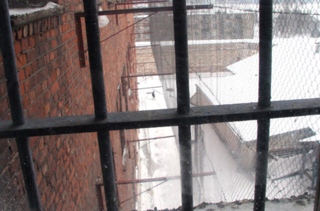 Prancūzijoje sučiuptas iš kalėjimo pasprukęs plėšikas