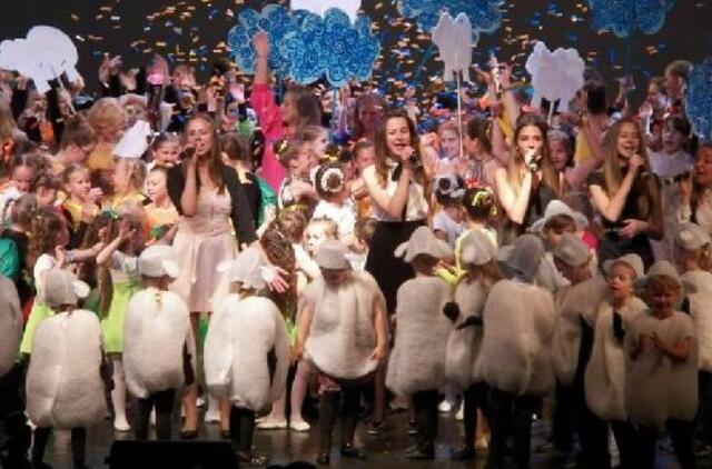 Praūžė festivalis "Žaisminga laisvalaikio diena"