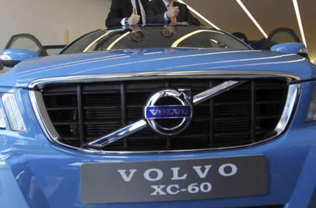 Švedijos automobilių gamintoja "Volvo" 2012 metais patyrė 141 mln. dolerių nuostolių