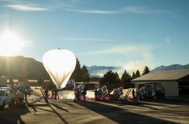 "Google" paleido oro balionus, skirtus belaidžio interneto tiekimui