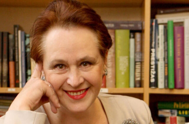 Ir politikoje aktorei pakanka deguonies