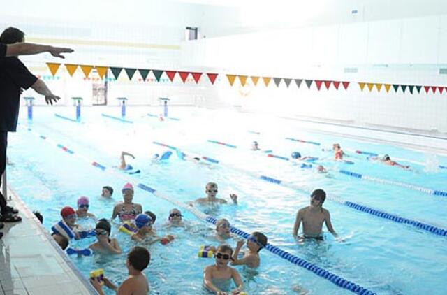 Vaikams – nemokamos plaukimo treniruotės
