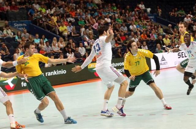 Lietuvos rankininkai pralaimėjo dukart olimpiniams čempionams prancūzams 23:25