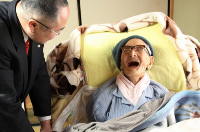 Mirė seniausias pasaulio žmogus - 116 metų japonas