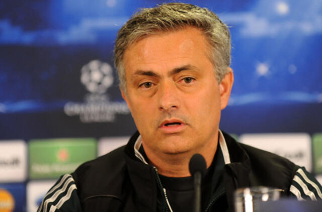 Oficialu: Jose Mourinho stoja prie „Chelsea“ vairo