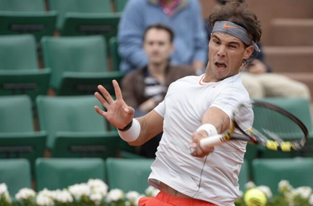 Rafaelis Nadalis ir Marija Šarapova iškopė į trečiąjį "French Open" ratą