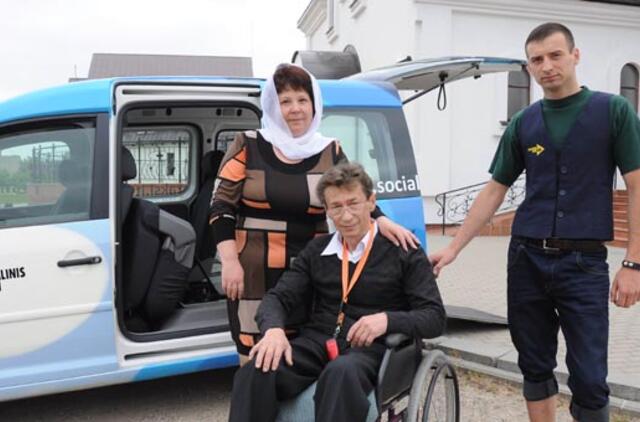 Socialiniu taksi - į laimingiausią gyvenimo kelionę