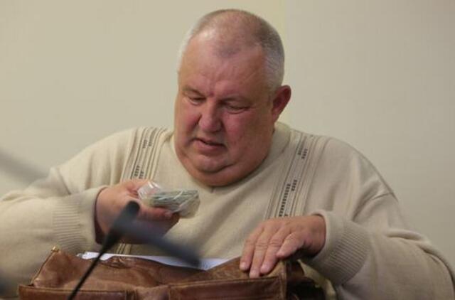 Apsivogęs advokatas neišsisuko