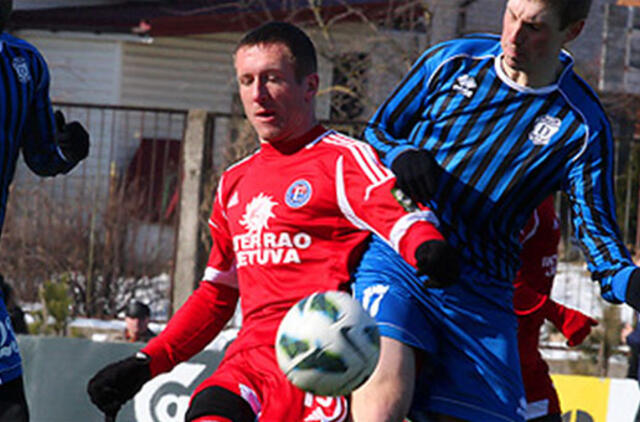 "Ekrano" futbolininkai sužaidė lygiosiomis su Latvijos čempionais