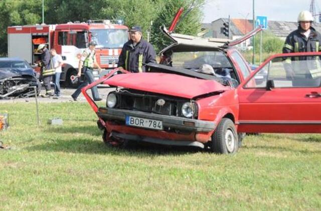 Judrioje sankryžoje avarija baigėsi mirtimis