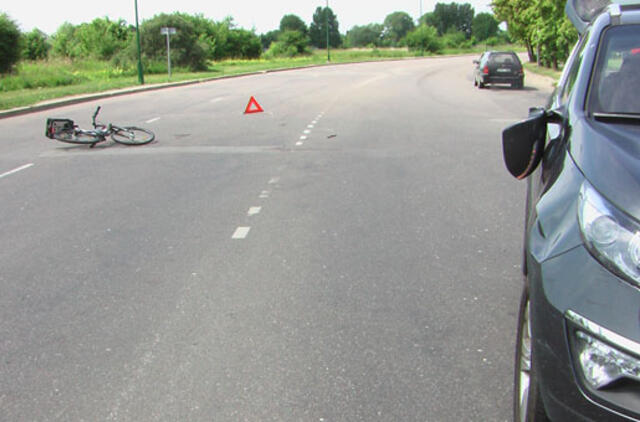 Klaipėdoje partrenkta moteris ir dviratininkas