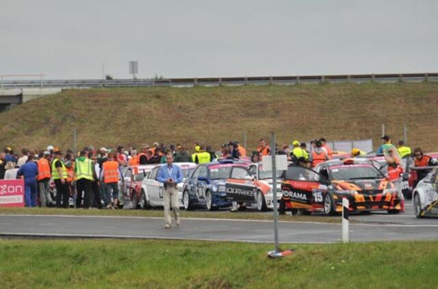 Lenktynininkai pradėjo 14-ąjį 1000 km maratoną