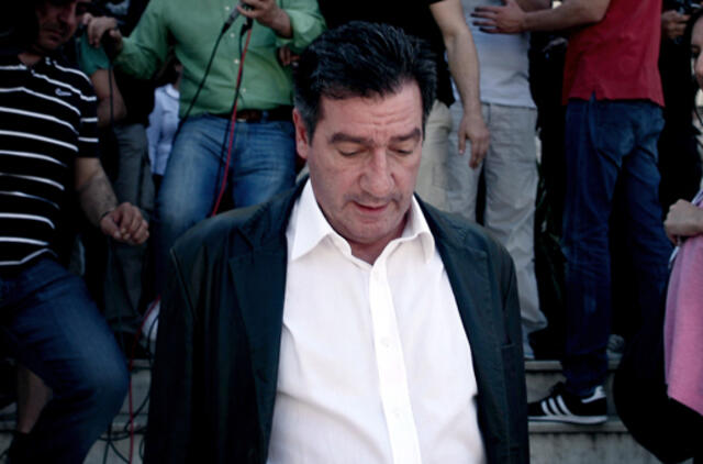 Protestuotojai sumušė Atėnų merą