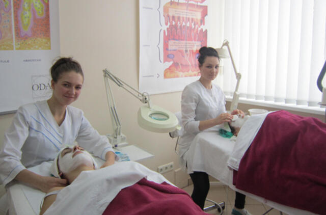 Biomedicinos ir socialinio darbo studijos – karjeros sėkmė!
