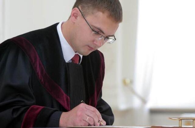 Teisėją leista patraukti administracinėn atsakomybėn