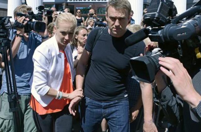 Teismas įpareigojo seimūną dalyvauti smurtinį elgesį keičiančiose programose