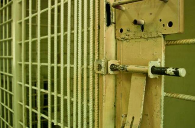 Atvykęs į komisariatą, pareiškė nužudęs 2 žmones