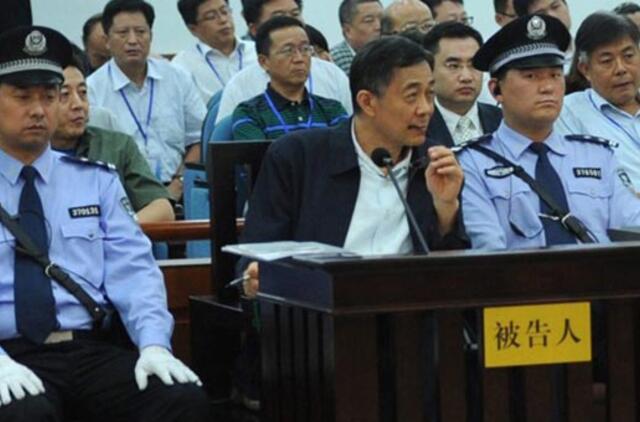 Buvęs įtakingas Kinijos politikas Bo Silajus pripažino finansinius nusikaltimus