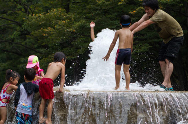 Japonijoje užfiksuota rekordiškai aukšta temperatūra - plius 41 laipsnis Celsijaus