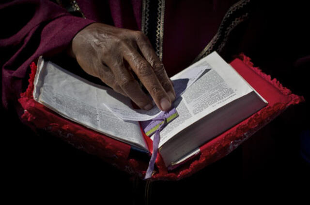 Krikščioniui Irane už Biblijų dalijimą skirta 10 metų laisvės atėmimo bausmė